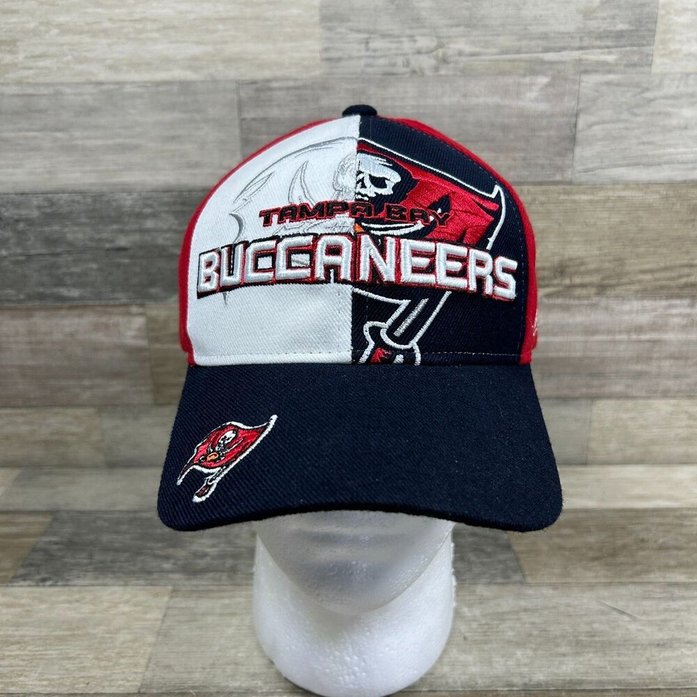 Vintage Tampa Bay Buccaneers Strapback Hat Adult One Size Red Black White Reebok